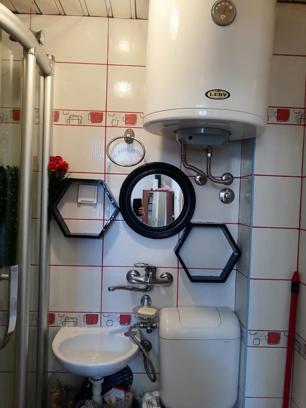 Small Low Cost Studio Beograd Ngoại thất bức ảnh